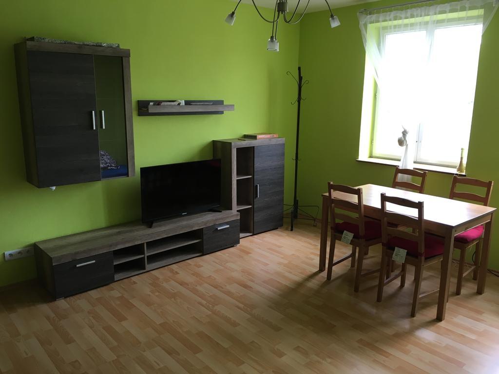 City Apartment Decin Bagian luar foto